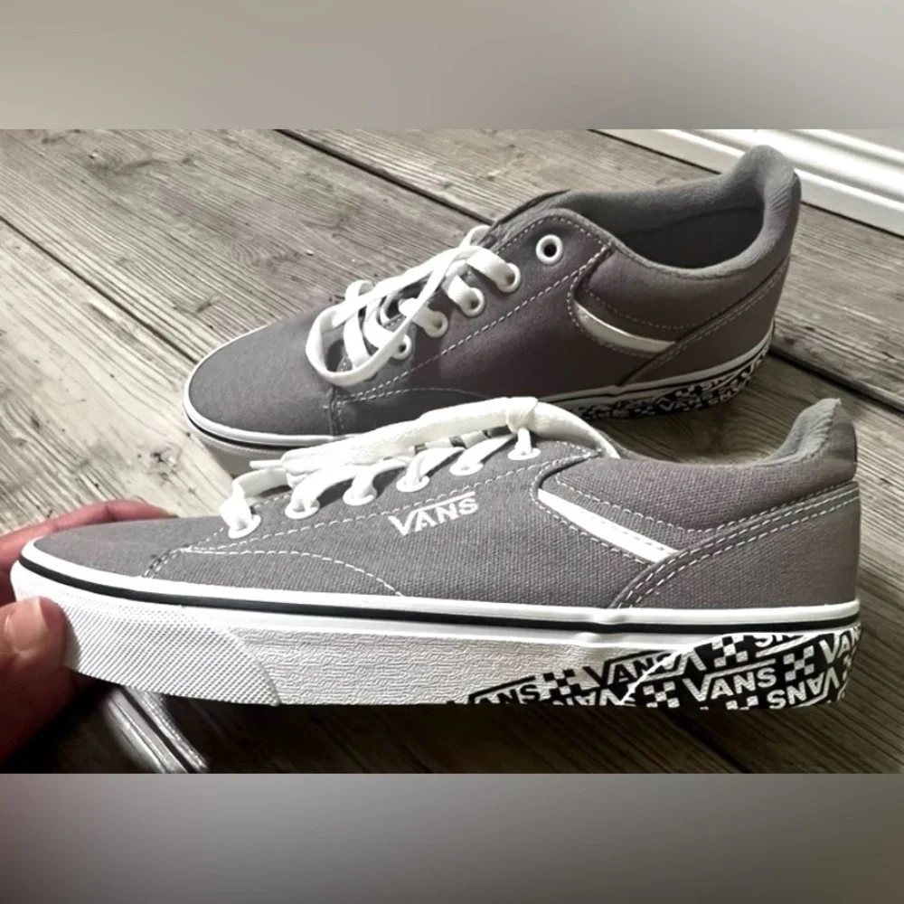 NWOB Vans Seldan Sidewall Frost Grey Skate Skater Shoes | Casual | Sneaker
